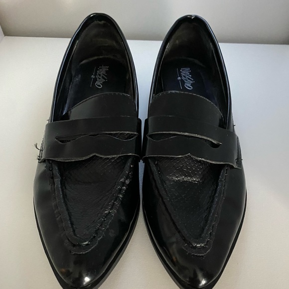 Always a win…. Patent leather loafers…💃🏽 - Picture 1 of 4